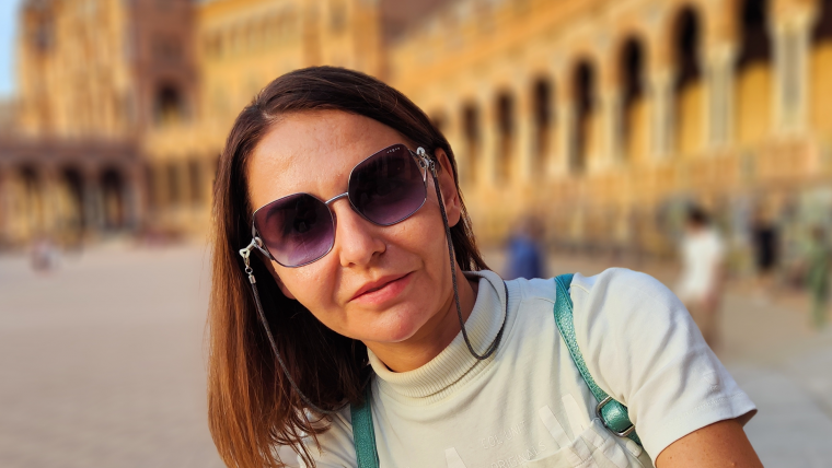 Златина Попова